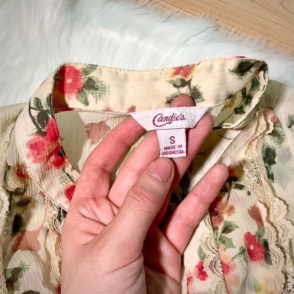 Cream Floral Top - Picture 3 of 3